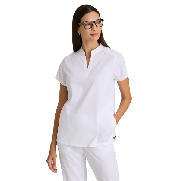Grey's Anatomy Spandex Stretch - Women's Two-Pocket Avery... - Grey's Anatomy Spandex Stretch - Women's Two-Pocket Avery... - Image 27 of 29
