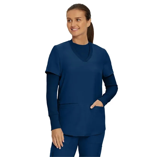 Landau - Forward - Women's One-Pocket Long-Sleeve Crew Ne... - Landau - Forward - Women's One-Pocket Long-Sleeve Crew Ne... - Image 19 of 31