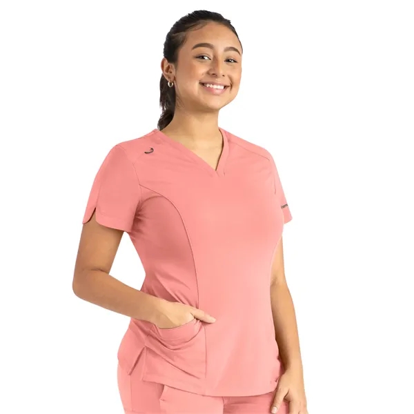 Maevn - Focus - Women's Two-Pocket Tulip-Neck Top - Maevn - Focus - Women's Two-Pocket Tulip-Neck Top - Image 5 of 13