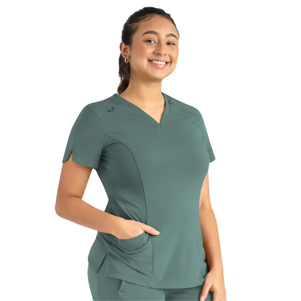 Maevn - Focus - Women's Two-Pocket Tulip-Neck Top - Maevn - Focus - Women's Two-Pocket Tulip-Neck Top - Image 13 of 13