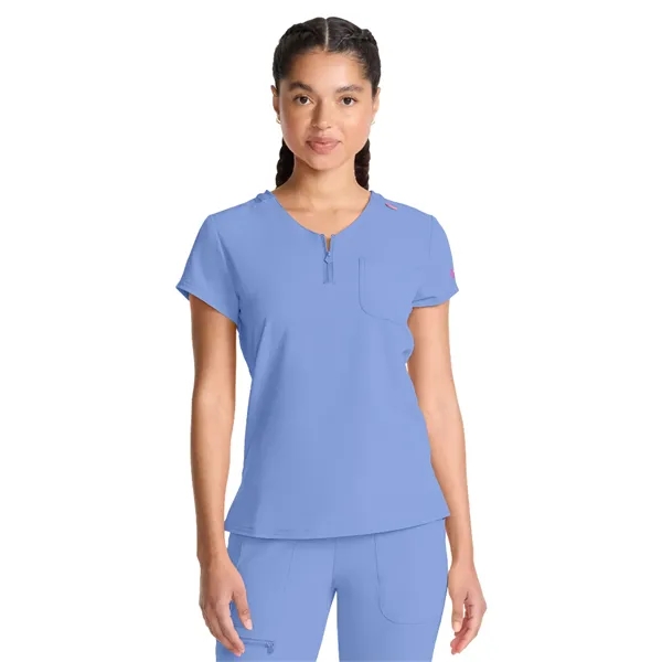 Med Couture - MC AMP - Women's 1-Pocket V-Neck Top - Med Couture - MC AMP - Women's 1-Pocket V-Neck Top - Image 3 of 13