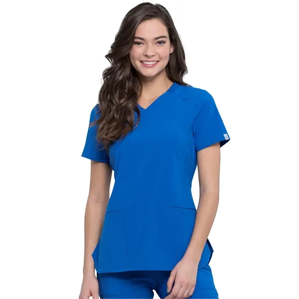 Infinity - Women's 2 Pocket Princess Seams V-Neck Top - Infinity - Women's 2 Pocket Princess Seams V-Neck Top - Image 11 of 17