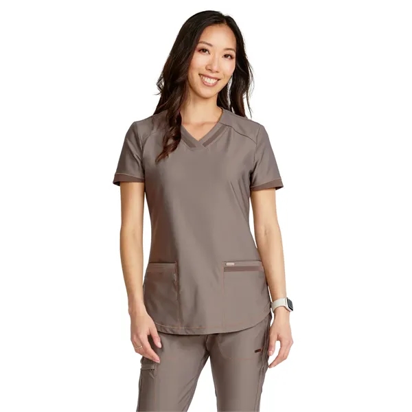 Cherokee - Form - Women's Curved Hemline V-Neck Top - Cherokee - Form - Women's Curved Hemline V-Neck Top - Image 13 of 29