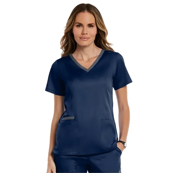 Maevn - Matrix - Women's Three-Pocket Heather Neck Band Top - Maevn - Matrix - Women's Three-Pocket Heather Neck Band Top - Image 16 of 31