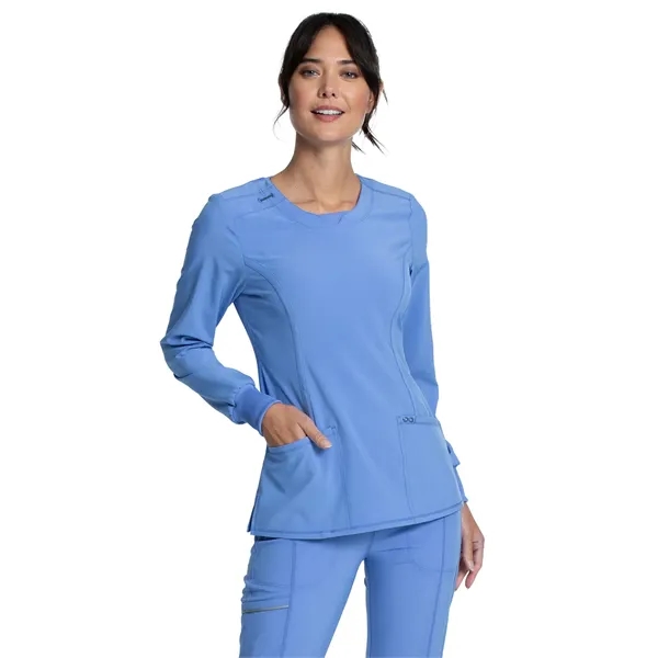 Infinity - Women's 3 Pocket Long Sleeve V-Neck Top - Infinity - Women's 3 Pocket Long Sleeve V-Neck Top - Image 3 of 11