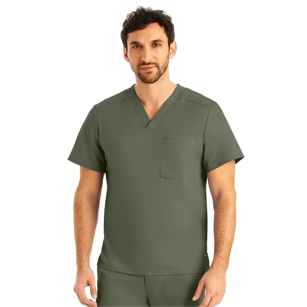 Landau - ProFlex - Men's Two-Pocket Tuckable V-Neck Top - Landau - ProFlex - Men's Two-Pocket Tuckable V-Neck Top - Image 15 of 31