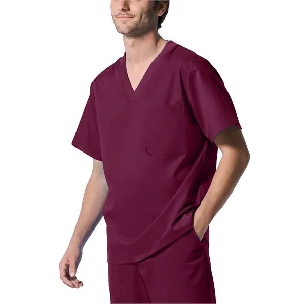 Landau - ProFlex - Men's Two-Pocket Tuckable V-Neck Top - Landau - ProFlex - Men's Two-Pocket Tuckable V-Neck Top - Image 31 of 31