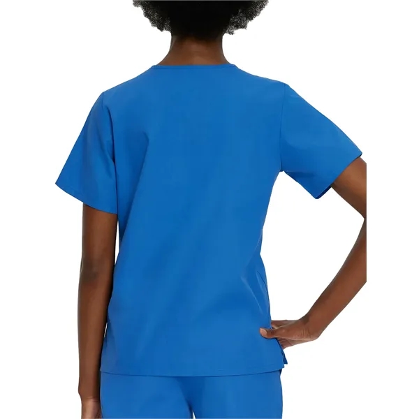 Landau - Essentials - Women's Four-Pocket Durable V-Neck Top - Landau - Essentials - Women's Four-Pocket Durable V-Neck Top - Image 16 of 29