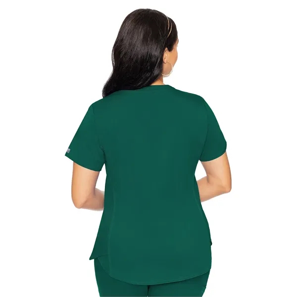 Med Couture - MC Touch - Women's 4-Pocket V-Neck Shirttai... - Med Couture - MC Touch - Women's 4-Pocket V-Neck Shirttai... - Image 14 of 44