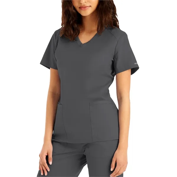 Landau - ProFlex - Women's 3-Pocket V-Neck Top - Landau - ProFlex - Women's 3-Pocket V-Neck Top - Image 27 of 37