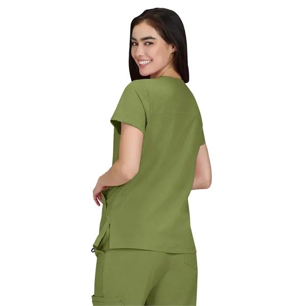 koi - Solis - Women's Ribbed 4-Pocket V-Neck Sari Top - koi - Solis - Women's Ribbed 4-Pocket V-Neck Sari Top - Image 6 of 11