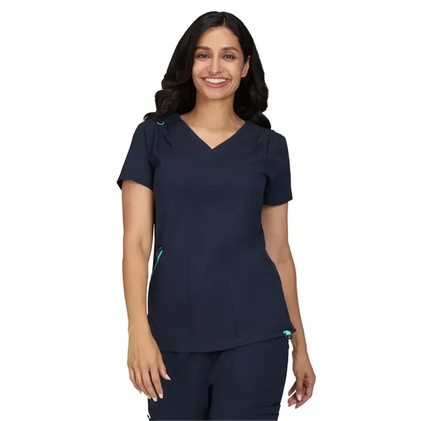 koi - Solis - Women's Ribbed 4-Pocket V-Neck Sari Top - koi - Solis - Women's Ribbed 4-Pocket V-Neck Sari Top - Image 9 of 11