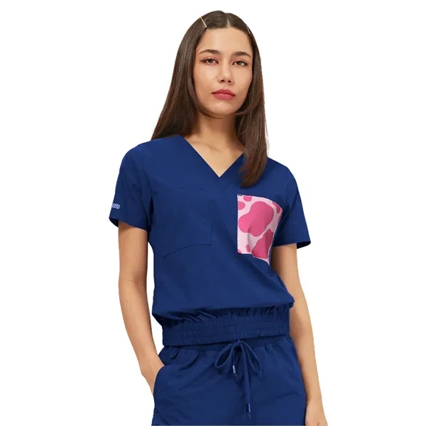 Parkley Quantum - Women's Two-Pocket LUNA Tuck Band V-Nec... - Parkley Quantum - Women's Two-Pocket LUNA Tuck Band V-Nec... - Image 4 of 9