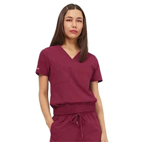 Parkley Quantum - Women's Two-Pocket LUNA Tuck Band V-Nec... - Parkley Quantum - Women's Two-Pocket LUNA Tuck Band V-Nec... - Image 9 of 9