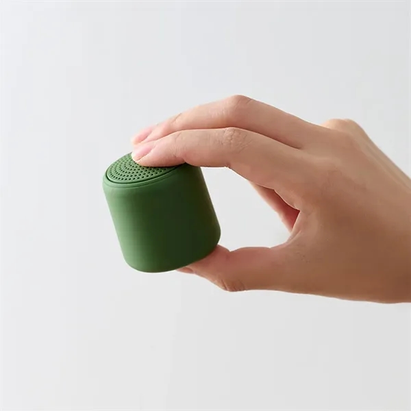 Cylindrical Mini Portable Desktop Wireless Bluetooth Speaker - Cylindrical Mini Portable Desktop Wireless Bluetooth Speaker - Image 6 of 9