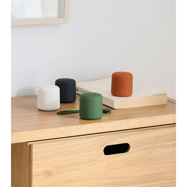 Cylindrical Mini Portable Desktop Wireless Bluetooth Speaker - Cylindrical Mini Portable Desktop Wireless Bluetooth Speaker - Image 7 of 9