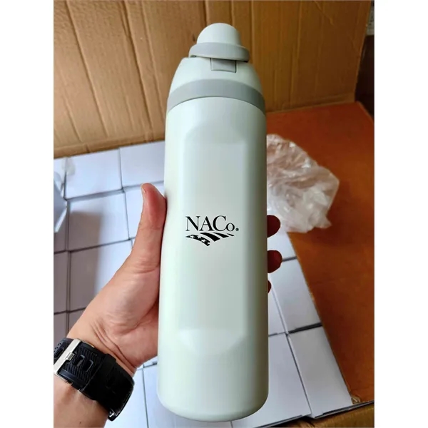 Vacuum Insulated Stainless Steel Water Bottle with Spout - Vacuum Insulated Stainless Steel Water Bottle with Spout - Image 9 of 9