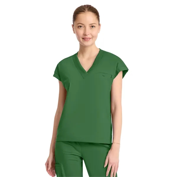 Infinity Pursuit - Women's 1-Pocket V-Neck Top - Infinity Pursuit - Women's 1-Pocket V-Neck Top - Image 11 of 15