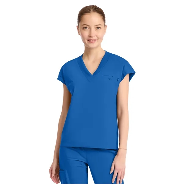 Infinity Pursuit - Women's 1-Pocket V-Neck Top - Infinity Pursuit - Women's 1-Pocket V-Neck Top - Image 13 of 15