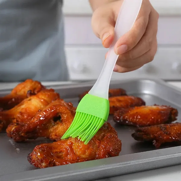 Heat-Resistant Silicone Basting Brush for Grilling & Baking - Heat-Resistant Silicone Basting Brush for Grilling & Baking - Image 6 of 6