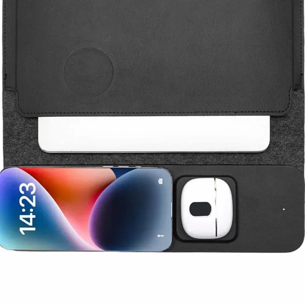 Laptop Sleeve With Wireless Charging - Laptop Sleeve With Wireless Charging - Image 5 of 5