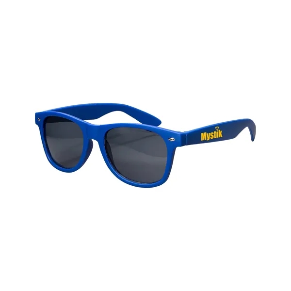 Prime Line. Rubberized Finish Fashion Sunglasses. - Prime Line. Rubberized Finish Fashion Sunglasses. - Image 4 of 5