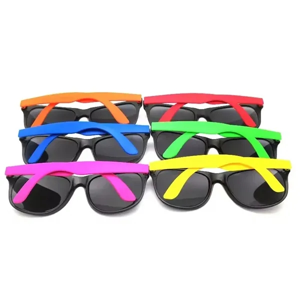 Classic Sunglasses with UV Lens - Classic Sunglasses with UV Lens - Image 2 of 2