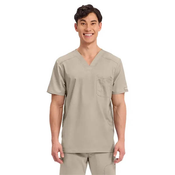 Cherokee - Workwear Revolution - Men's Tuckable V-Neck Top - Cherokee - Workwear Revolution - Men's Tuckable V-Neck Top - Image 15 of 31