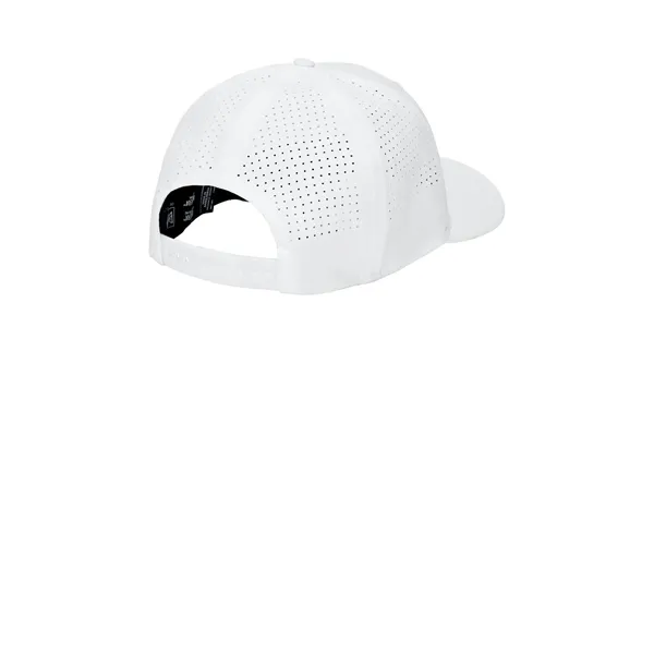 New Era 9SEVENTY Perforated Snapback Cap - New Era 9SEVENTY Perforated Snapback Cap - Image 10 of 10