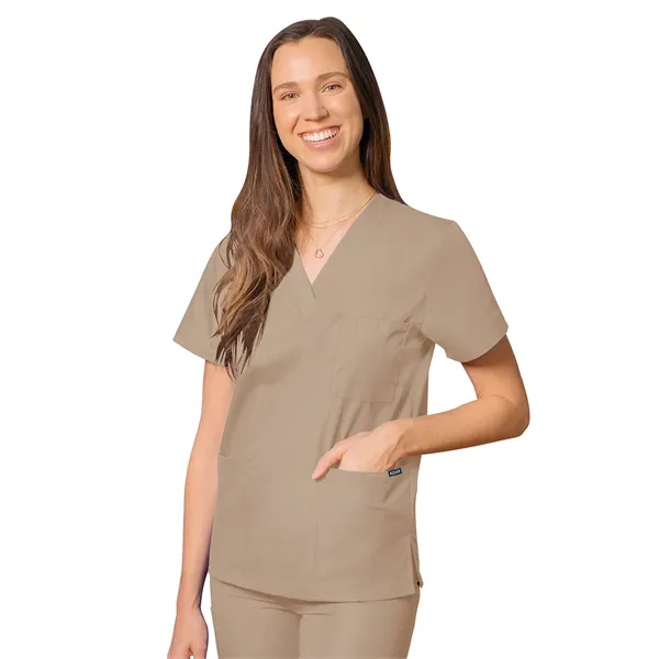 Adar - Universal - Unisex 3-Pocket V-Neck Top - Adar - Universal - Unisex 3-Pocket V-Neck Top - Image 10 of 41
