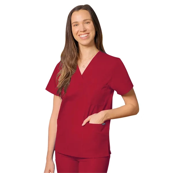 Adar - Universal - Unisex 3-Pocket V-Neck Top - Adar - Universal - Unisex 3-Pocket V-Neck Top - Image 24 of 41