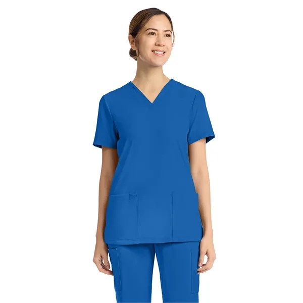 Cherokee - Cherokee Achieve - Women's 2-Pocket V-Neck Top - Cherokee - Cherokee Achieve - Women's 2-Pocket V-Neck Top - Image 17 of 25