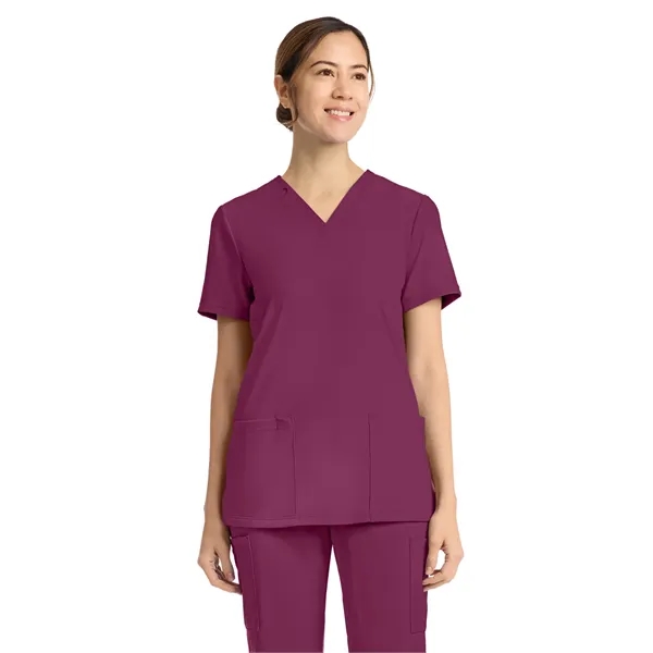 Cherokee - Cherokee Achieve - Women's 2-Pocket V-Neck Top - Cherokee - Cherokee Achieve - Women's 2-Pocket V-Neck Top - Image 25 of 25