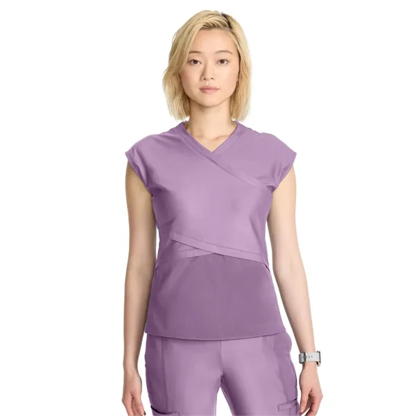 Infinity GNR8 Kinetic - Women's 2-Pocket V-Neck Top - Infinity GNR8 Kinetic - Women's 2-Pocket V-Neck Top - Image 3 of 3
