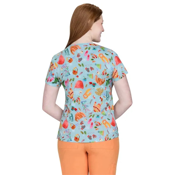 Artist Series - Women's Two-Pocket Print Top - Artist Series - Women's Two-Pocket Print Top - Image 12 of 15