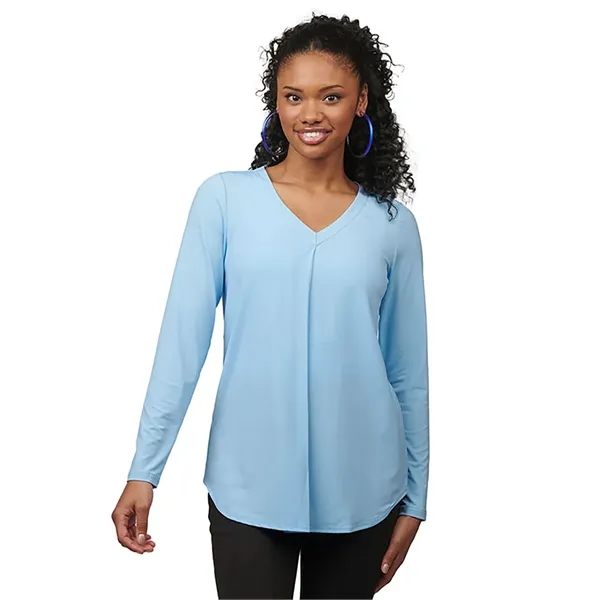 Edwards Garment - Women's Pocketless Soft Pleated Blouse - Edwards Garment - Women's Pocketless Soft Pleated Blouse - Image 3 of 10