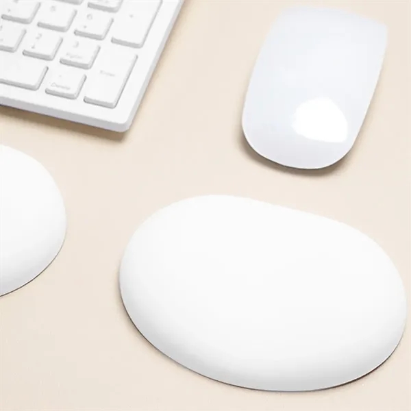 Soft Skin Silicone Ergonomic Cooling Mouse Wrist Rest - Soft Skin Silicone Ergonomic Cooling Mouse Wrist Rest - Image 4 of 9