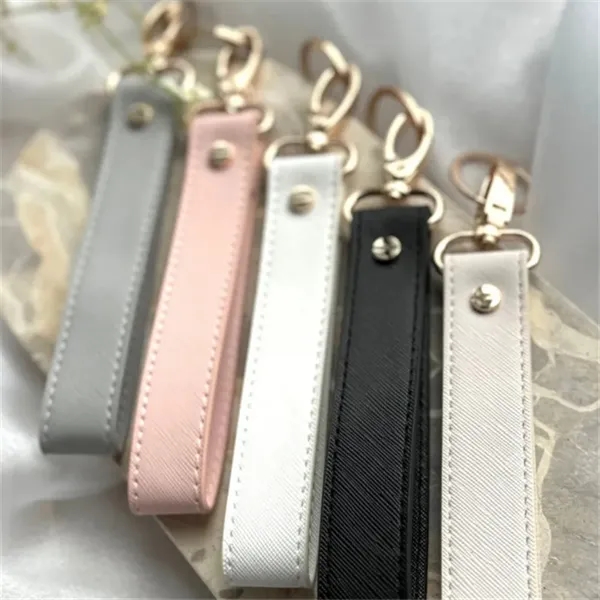 Engraved Name Keychain Bulk for Corporate Gifts - Engraved Name Keychain Bulk for Corporate Gifts - Image 4 of 11