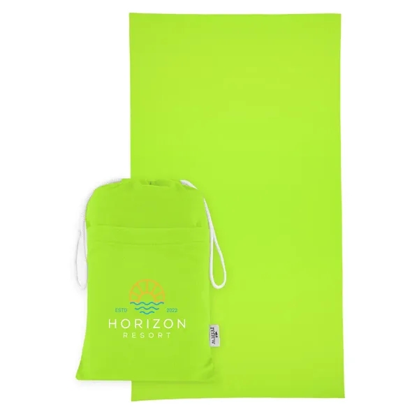 Sand-Free rPET Beach Towel With Pouch - Sand-Free rPET Beach Towel With Pouch - Image 2 of 5