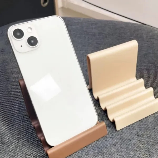 Plastic Cell Phone Holder Simple Wave Type - Plastic Cell Phone Holder Simple Wave Type - Image 1 of 3