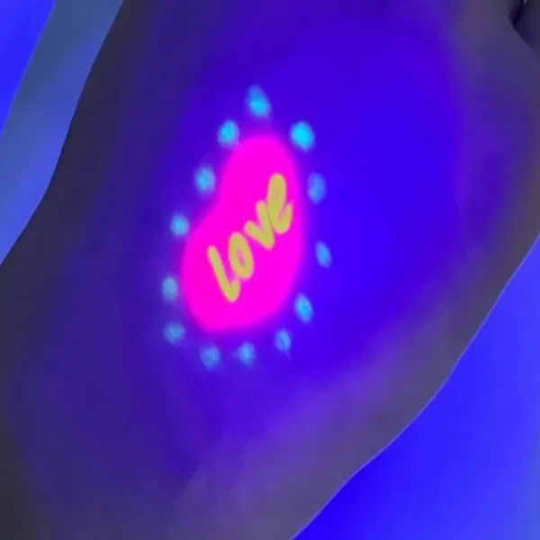 Invisible Ink Pen with UV Flashlight - Invisible Ink Pen with UV Flashlight - Image 3 of 3