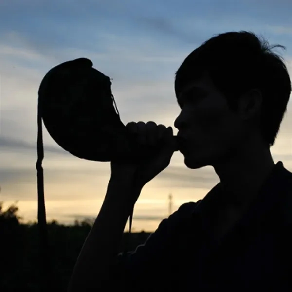 Portable Waist-Shaped Water Bottle For Outdoor Sports - Portable Waist-Shaped Water Bottle For Outdoor Sports - Image 3 of 7