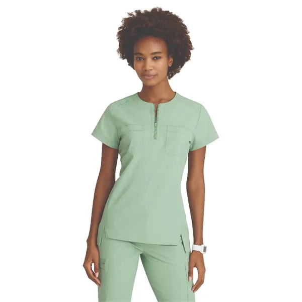 Skechers Ripstop Collection - Women's Two-Pocket Round Ne... - Skechers Ripstop Collection - Women's Two-Pocket Round Ne... - Image 5 of 9