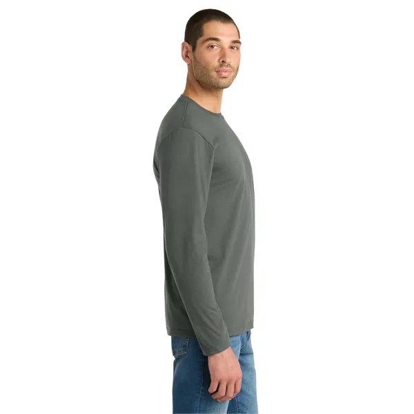 District Very Important Tee Long Sleeve. - District Very Important Tee Long Sleeve. - Image 44 of 44