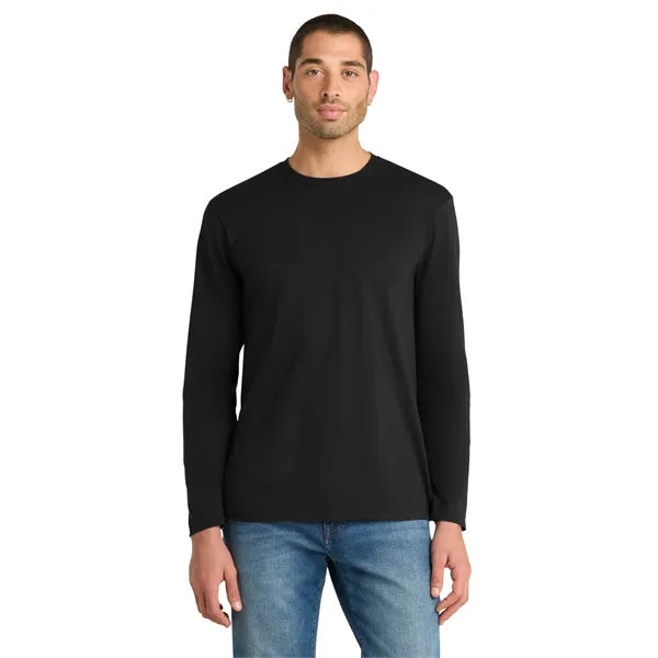 District Very Important Tee Long Sleeve.