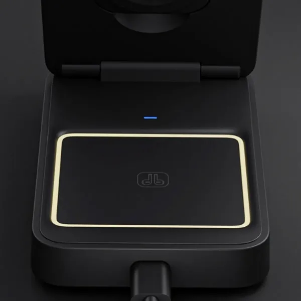 15W Magnetic Portable Wireless Power Bank - 15W Magnetic Portable Wireless Power Bank - Image 5 of 7