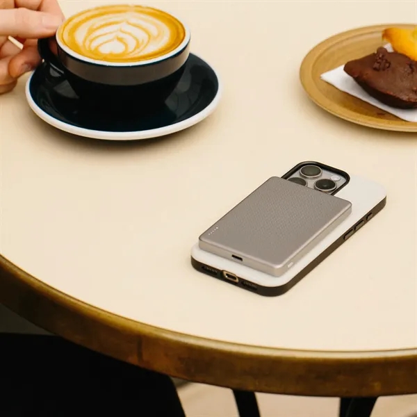 Native Union Active Power Bank 5000mAh - Native Union Active Power Bank 5000mAh - Image 10 of 11