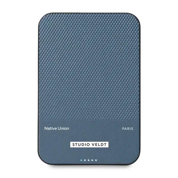 Native Union (RE)Classic Magnetic Power Bank 5000mAh - Native Union (RE)Classic Magnetic Power Bank 5000mAh - Image 0 of 11