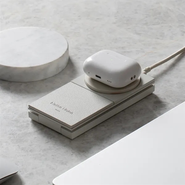 Native Union Rise 2-IN-1 Qi2 Wireless Charger - Native Union Rise 2-IN-1 Qi2 Wireless Charger - Image 7 of 16