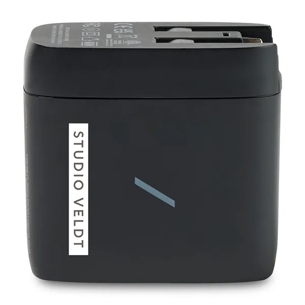 Native Union International Fast GaN Charger PD 67W (3 ports) - Native Union International Fast GaN Charger PD 67W (3 ports) - Image 2 of 9